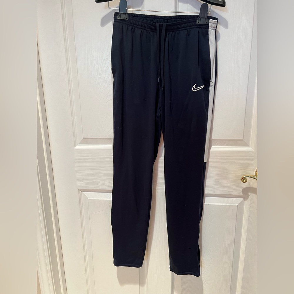Nike Dri-fit women’s joggers